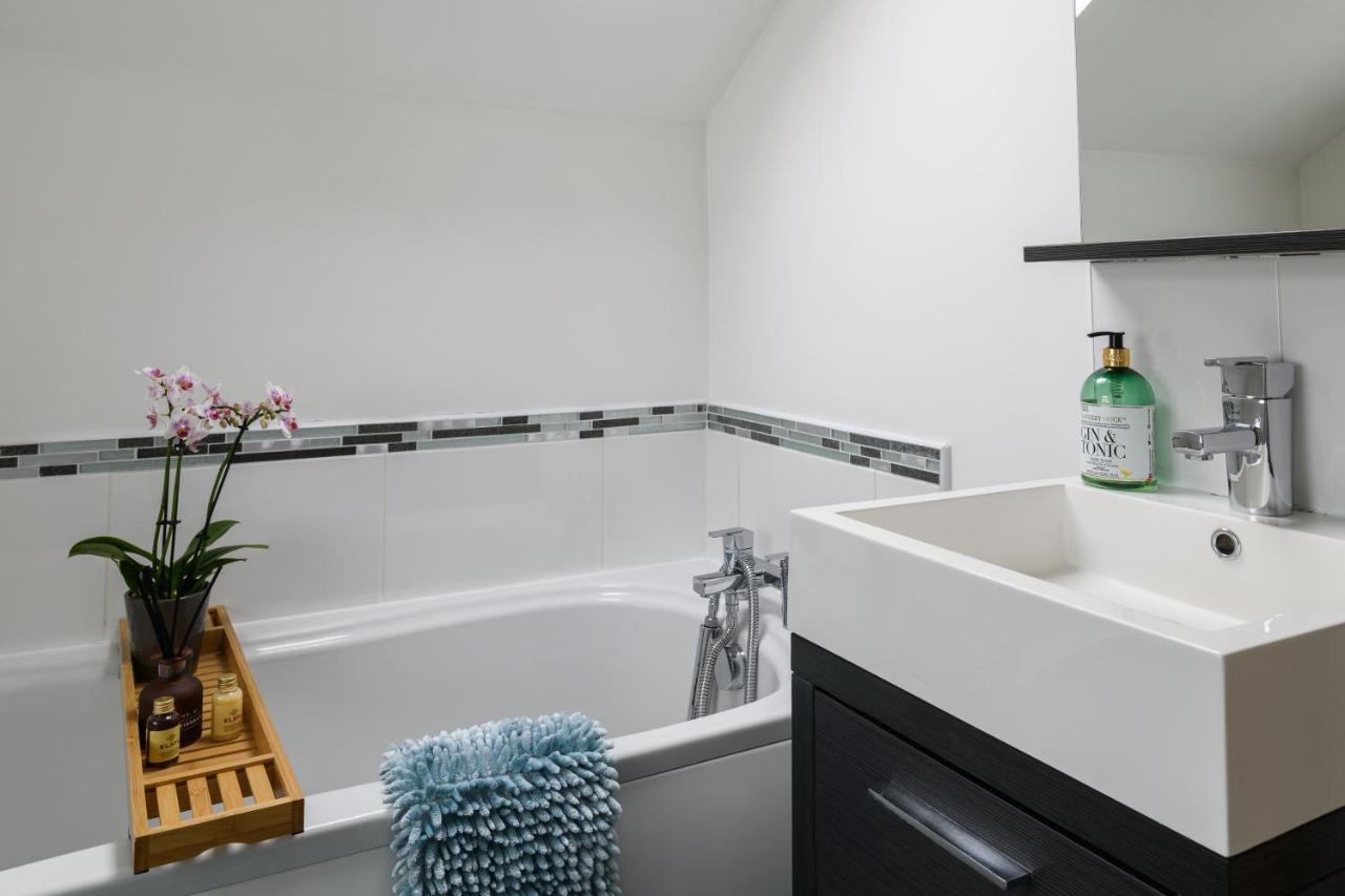Modern, Light And Airy Townhouse In Llandudno, West Shore Holiday home Llandudno